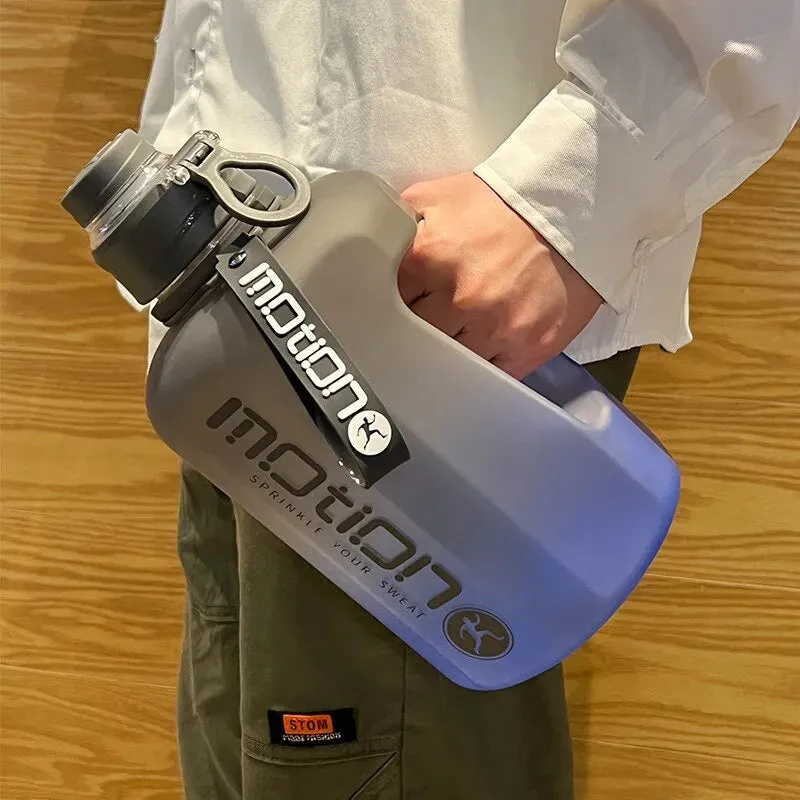 2.2l Gradient Plastic Water Bottle Portable Fitness Kettle for Outdoor Activities Large Capacity Sports Water Cup for Students Big Ton Barrel