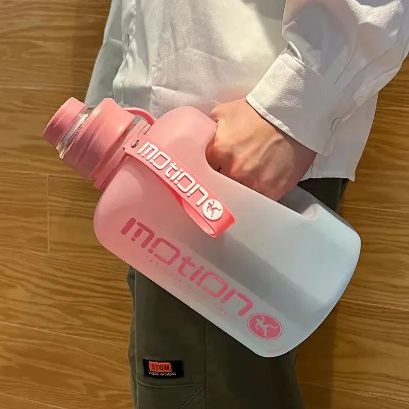 2.2l Gradient Plastic Water Bottle Portable Fitness Kettle for Outdoor Activities Large Capacity Sports Water Cup for Students Big Ton Barrel