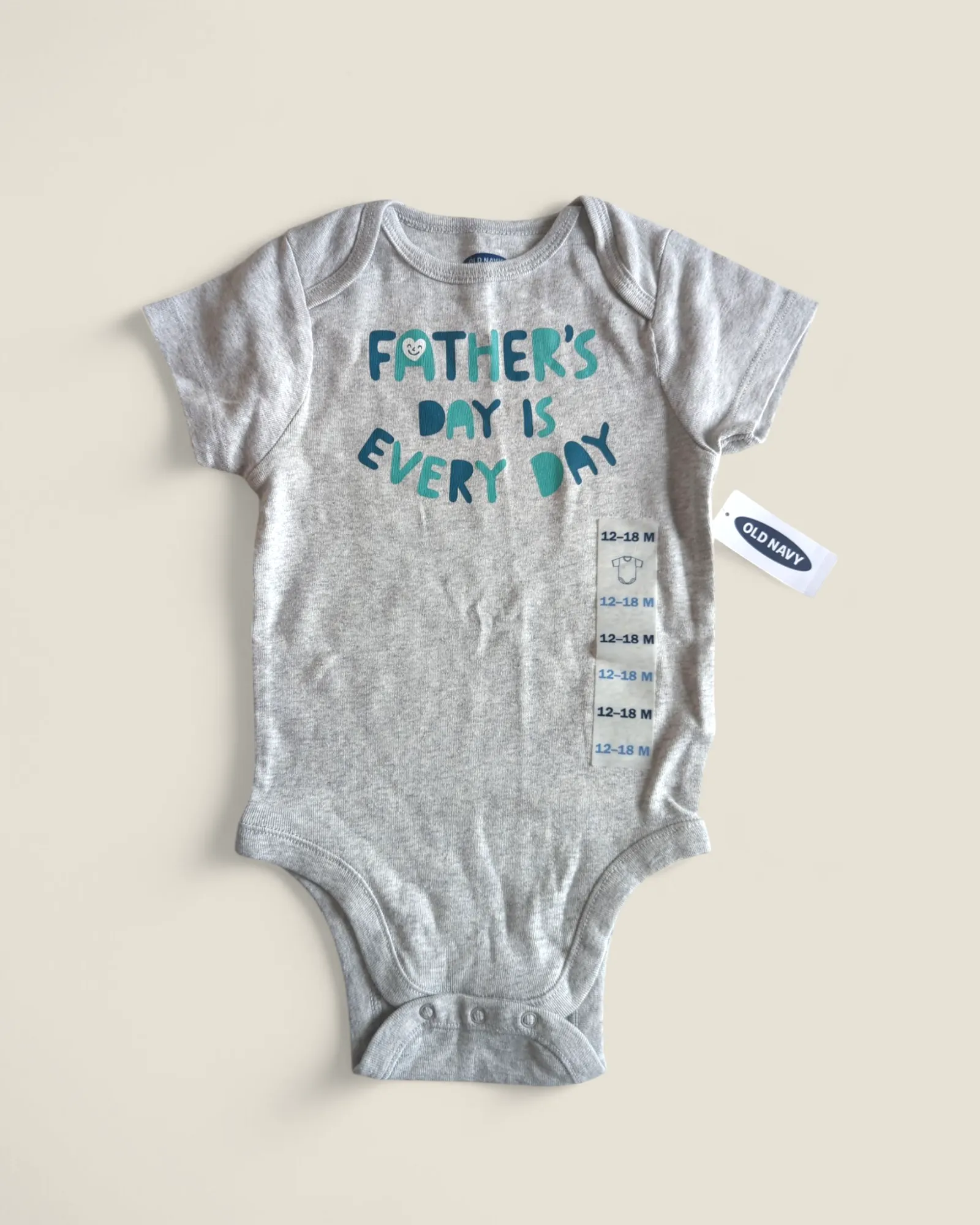 OLD NAVY FATHERS DAY ONESIE 12-18M PRE-LOVED (WITH TAGS)